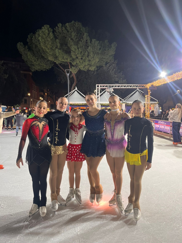 Chiara e gli Angeli inaugurano Ice park a Re di Roma